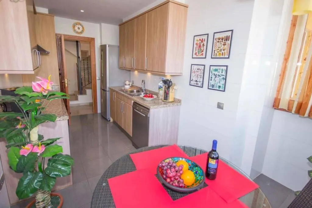 Casa Tres Vistas Luxury Apartment With Stunning Views To The Ocean Puerto de Santiago